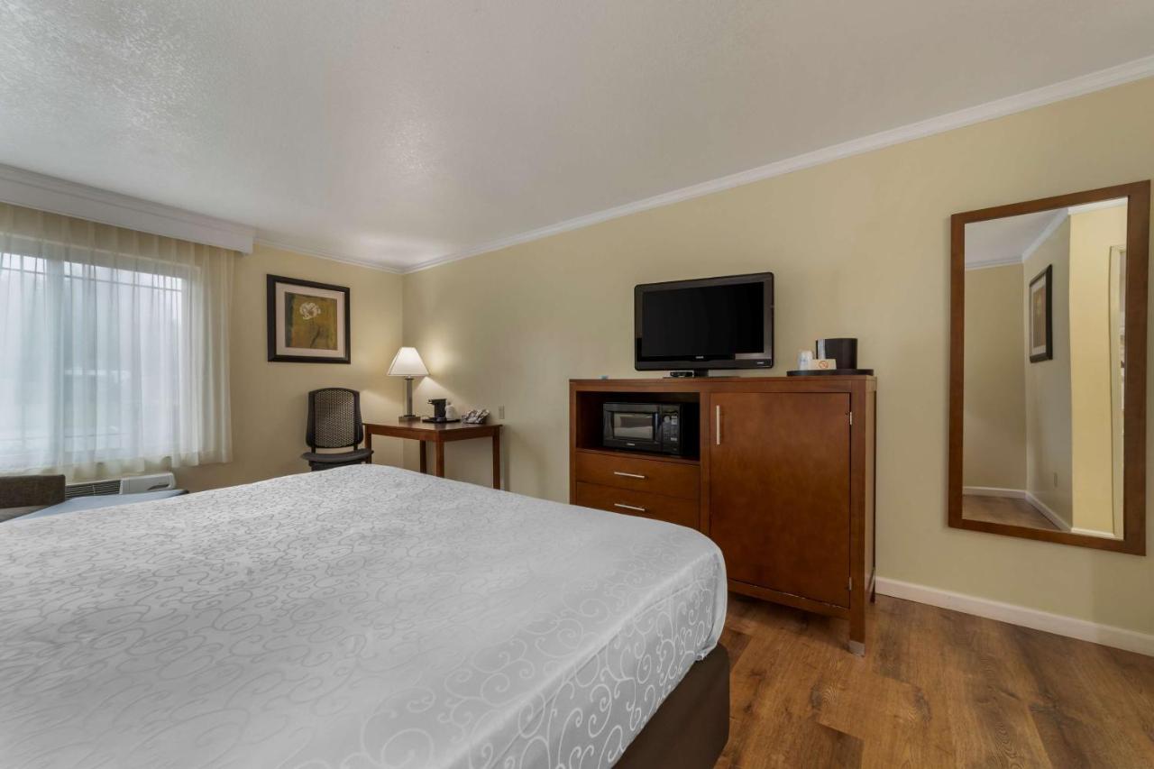 קרסנט סיטי Best Western Plus Northwoods Inn מראה חיצוני תמונה
