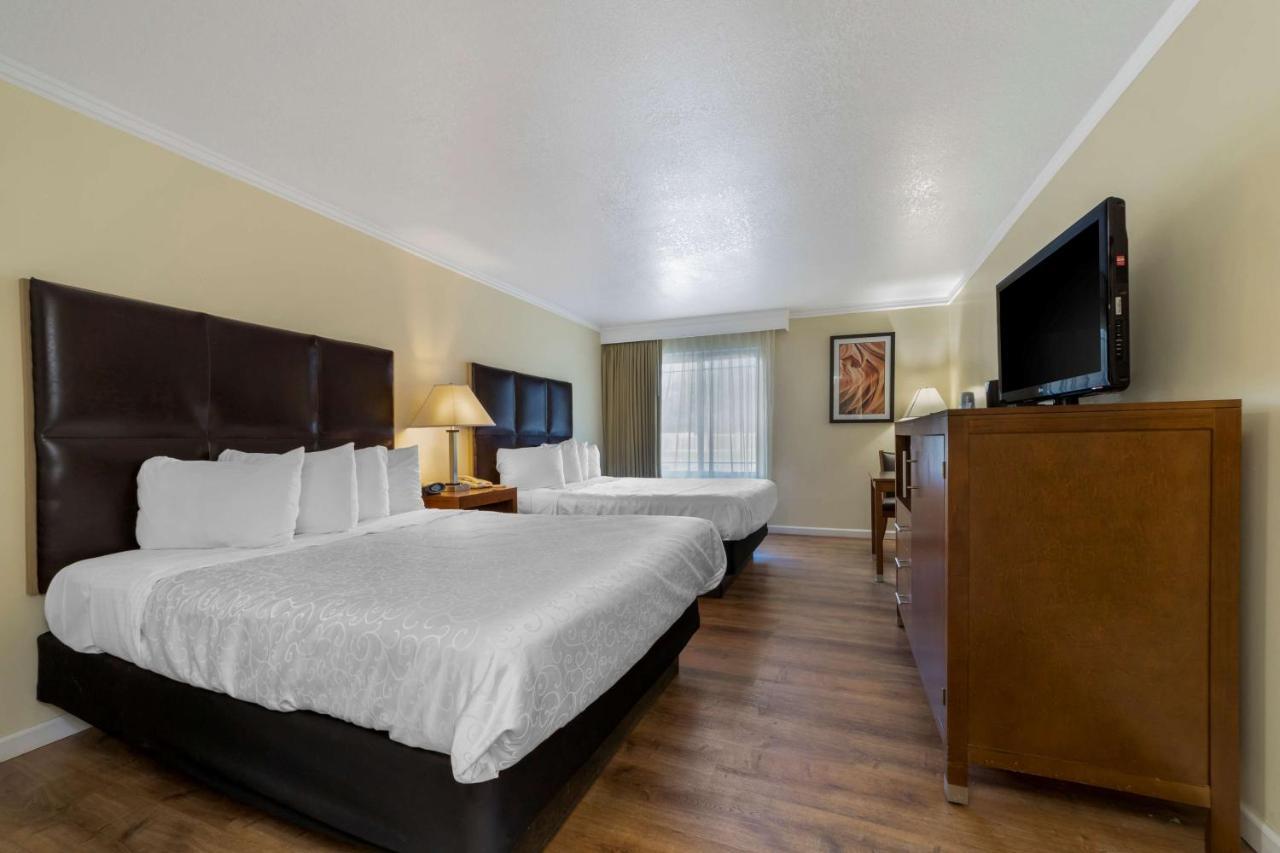 קרסנט סיטי Best Western Plus Northwoods Inn מראה חיצוני תמונה